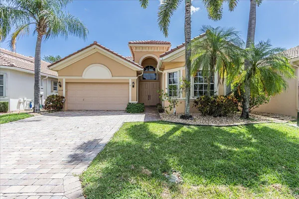 $4,250 | 10126 Armani Drive, Boynton Beach, FL 33437