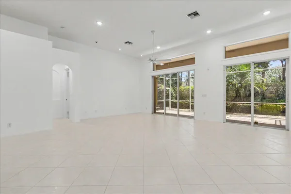 $4,250 | 10126 Armani Drive, Boynton Beach, FL 33437