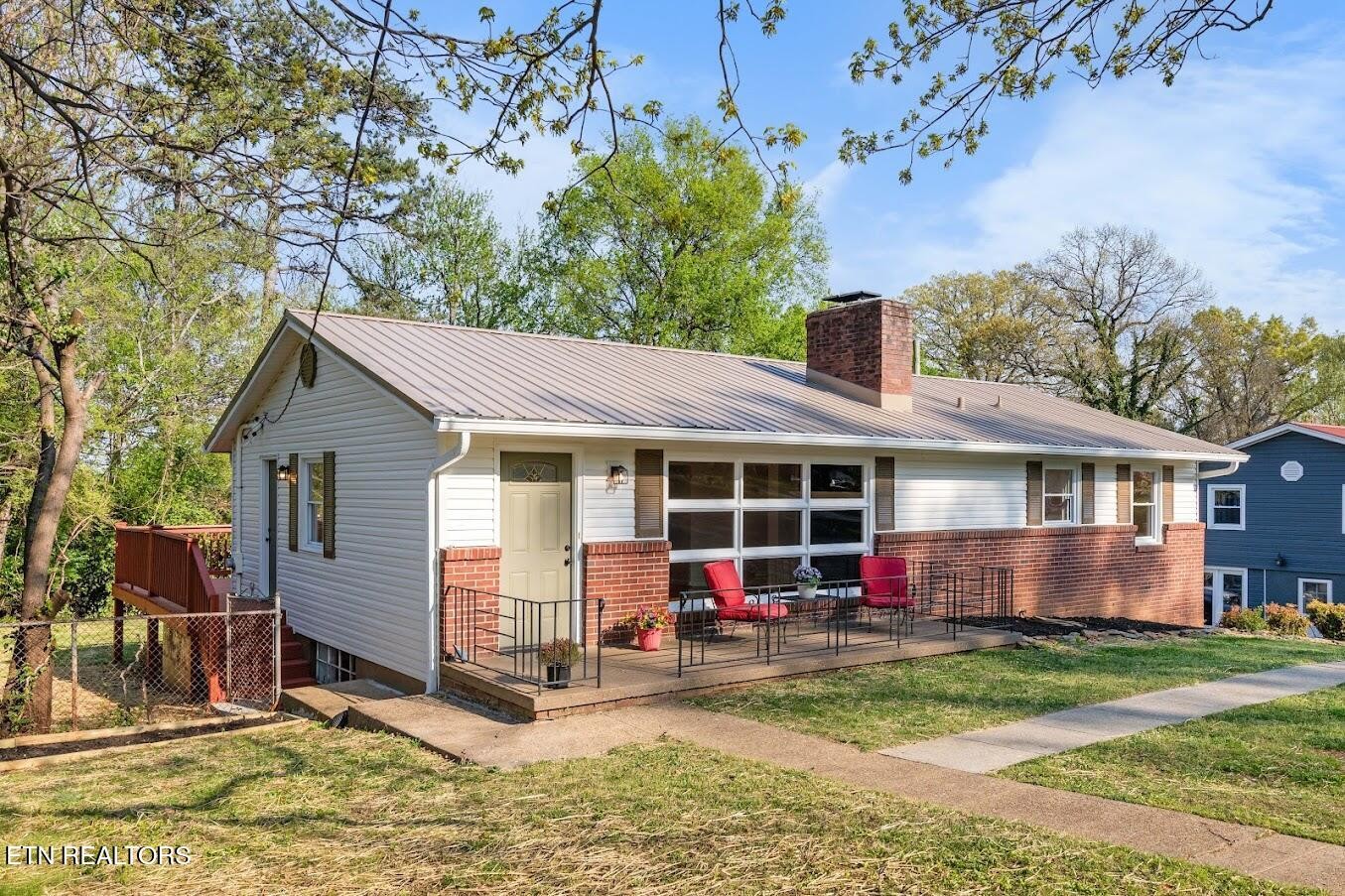 3114 Hazelwood Road Knoxville, TN 37921 - Photo 4 of 35