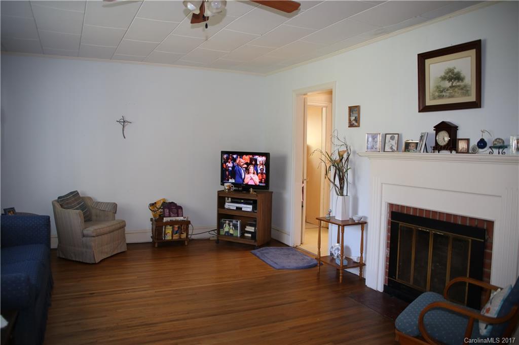 310 South Main Street Stanley, NC 28164 - Photo 5 of 14