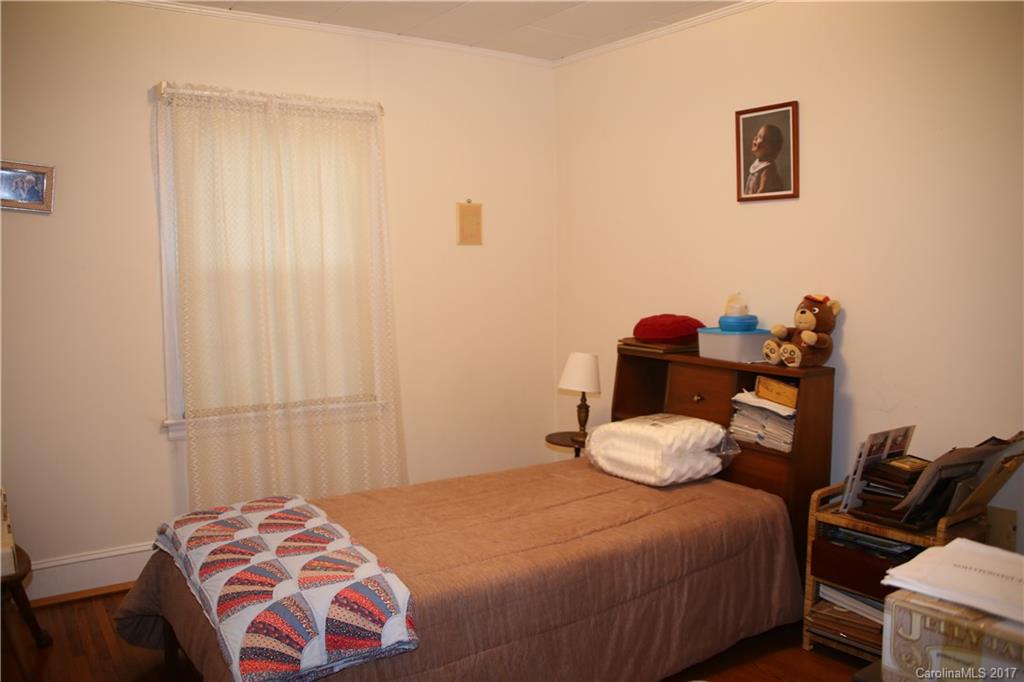 310 South Main Street Stanley, NC 28164 - Photo 8 of 14