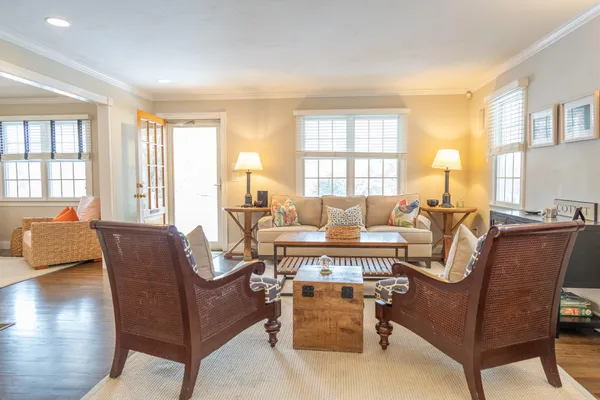 $1,750,000 | 10 Abbey Gate Road, Cotuit, MA 02635