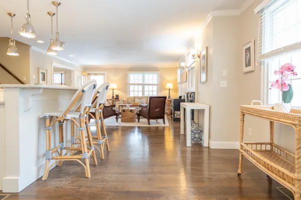 $1,900,000 | 10 Abbey Gate Road, Cotuit, MA 02635