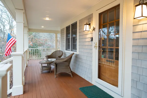 $1,750,000 | 10 Abbey Gate Road, Cotuit, MA 02635