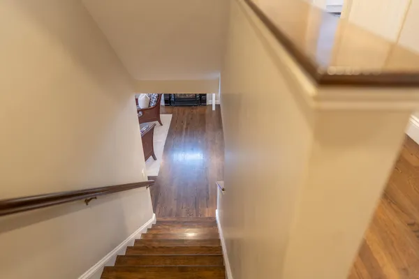 $1,750,000 | 10 Abbey Gate Road, Cotuit, MA 02635