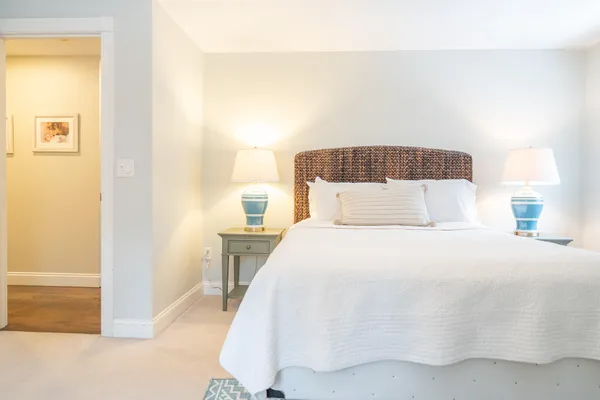 $1,900,000 | 10 Abbey Gate Road, Cotuit, MA 02635