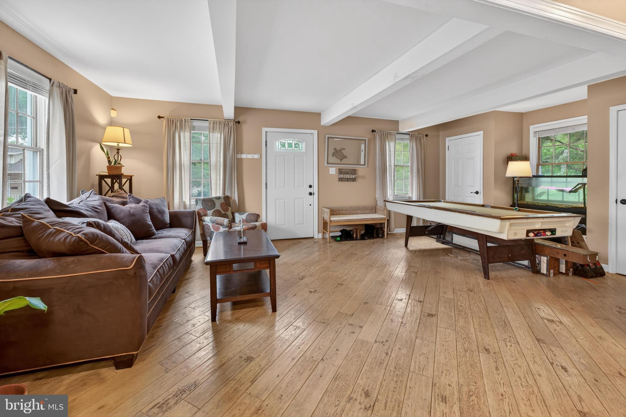 306 Anna Avenue Maple Shade, NJ 08052 - Photo 6 of 31 Spacious living area with natural light.
