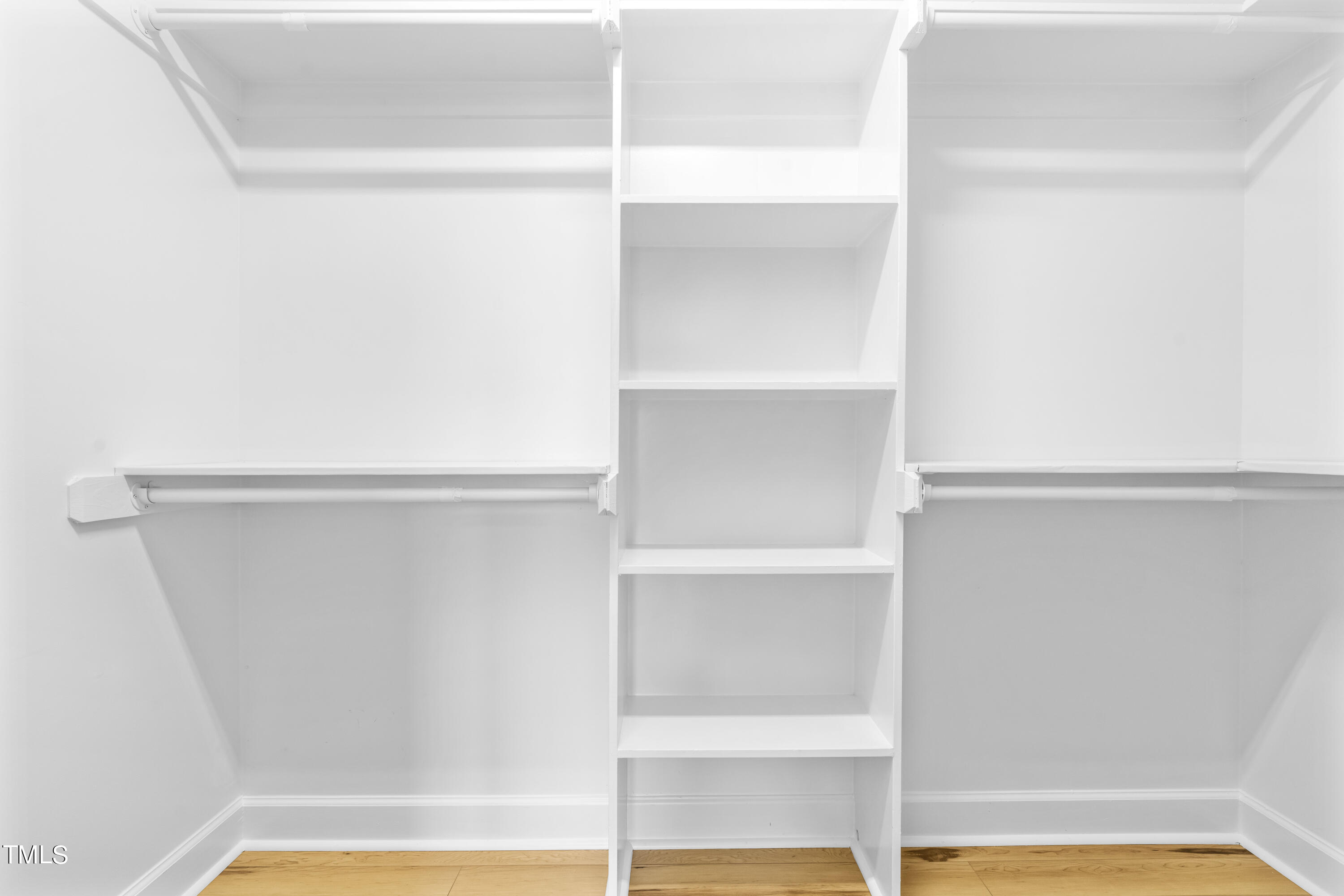 1206 Rainesview Lane Apex, NC 27502 - Photo 14 of 26 a bathroom with a bathtub