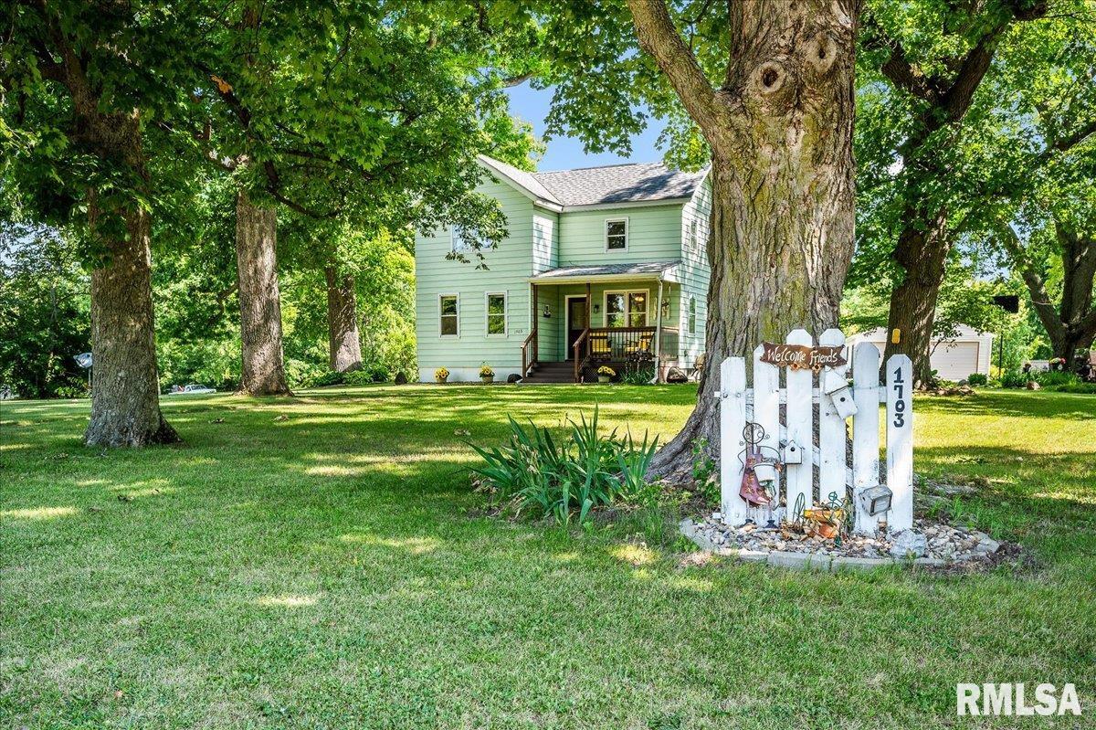 1703 Bloomington Road East Peoria, IL 61611 - Photo 1 of 57 Gallery Image 1