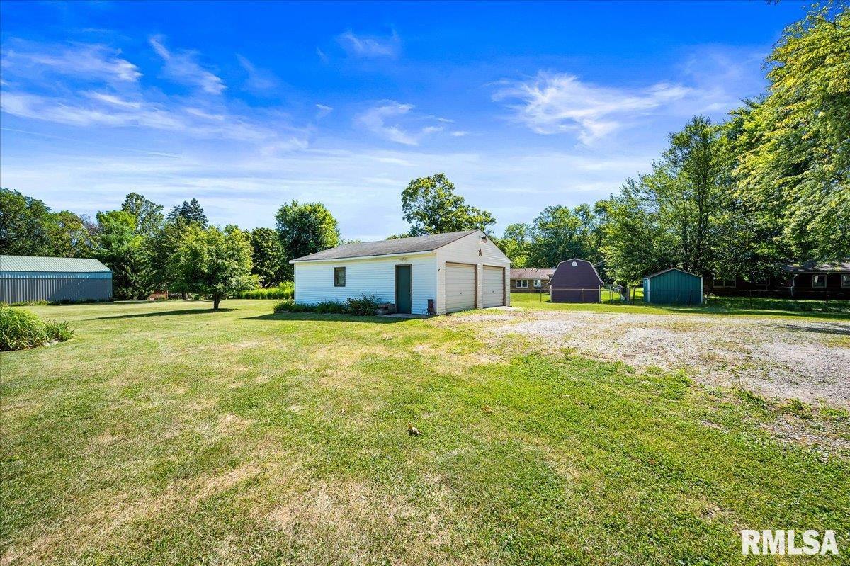 1703 Bloomington Road East Peoria, IL 61611 - Photo 26 of 57 Gallery Image 26