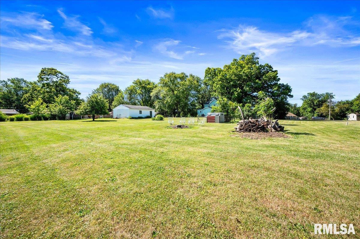 1703 Bloomington Road East Peoria, IL 61611 - Photo 29 of 57 Gallery Image 29