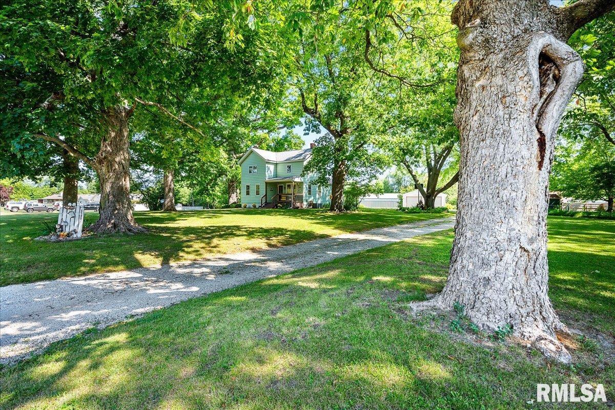 1703 Bloomington Road East Peoria, IL 61611 - Photo 6 of 57 Gallery Image 6