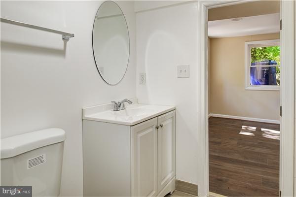 1201 Harper Road Silver Spring, MD 20903 - Photo 11 of 28 Bath