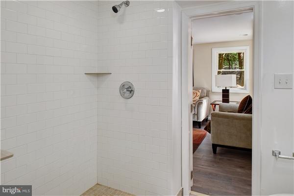 1201 Harper Road Silver Spring, MD 20903 - Photo 12 of 28 Bath
