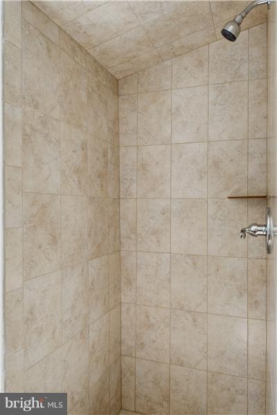 1201 Harper Road Silver Spring, MD 20903 - Photo 16 of 28 Bath