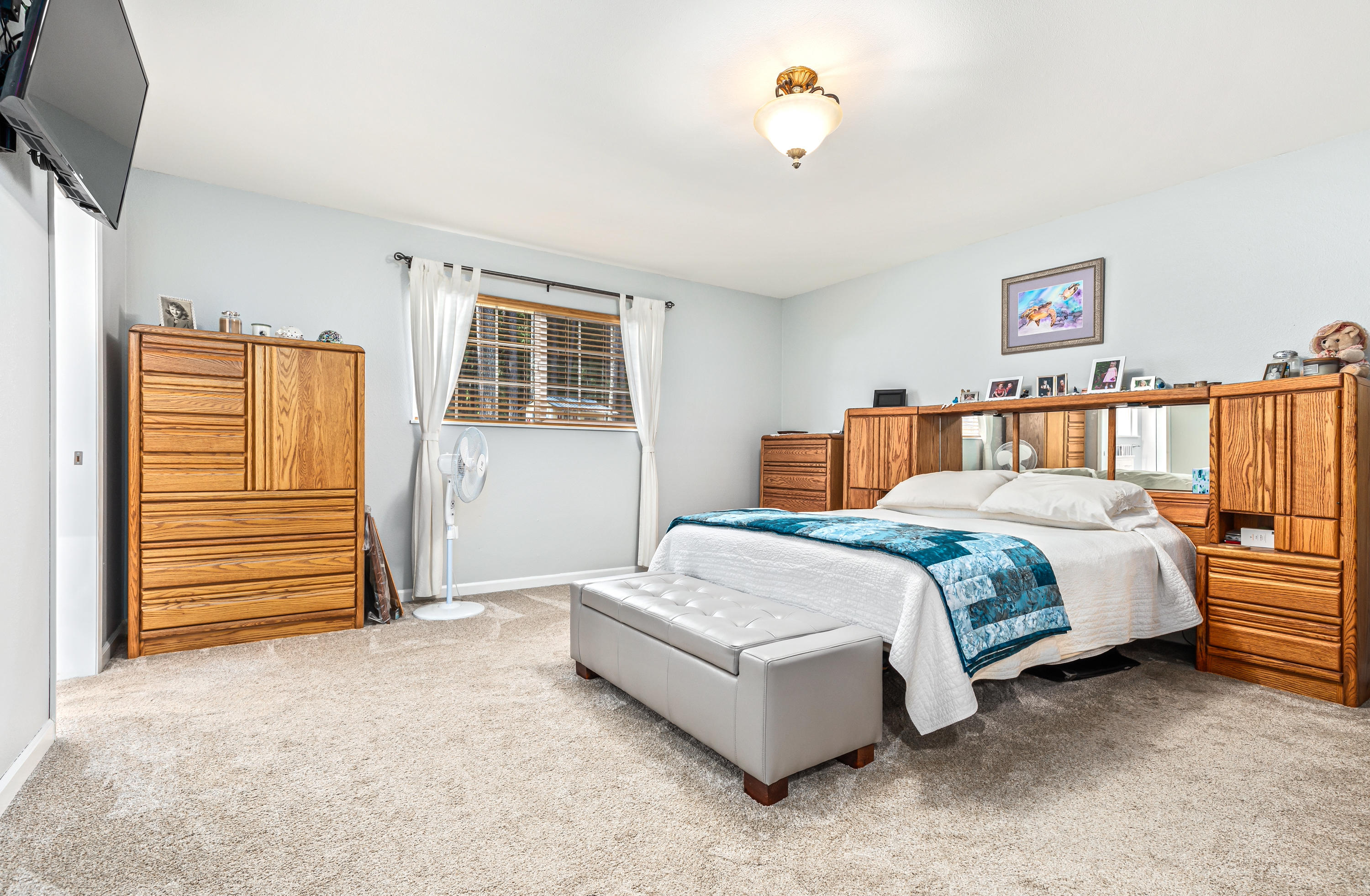 381 Pinewood Way Cave Junction, OR 97523 - Photo 7 of 25 9R9A1257