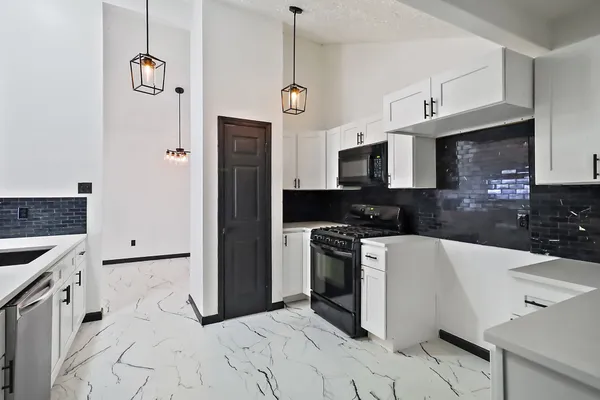 $229,000 | 30 Crestbriar Court, Baytown, TX 77521