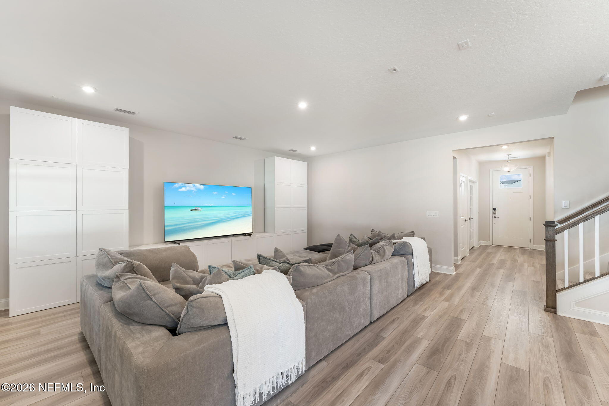 10506 Melody Mdws Road Jacksonville, FL 32257 - Photo 12 of 56 Living Room