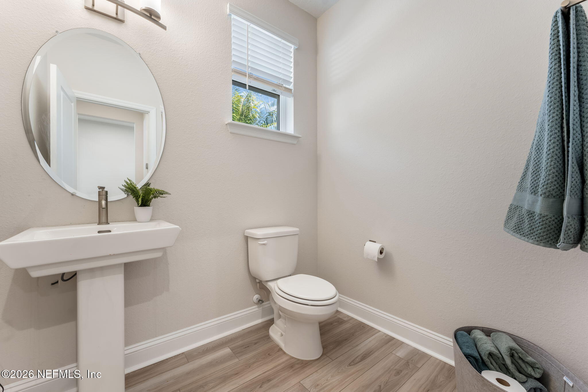 10506 Melody Mdws Road Jacksonville, FL 32257 - Photo 10 of 56 Powder Room/Half Bath