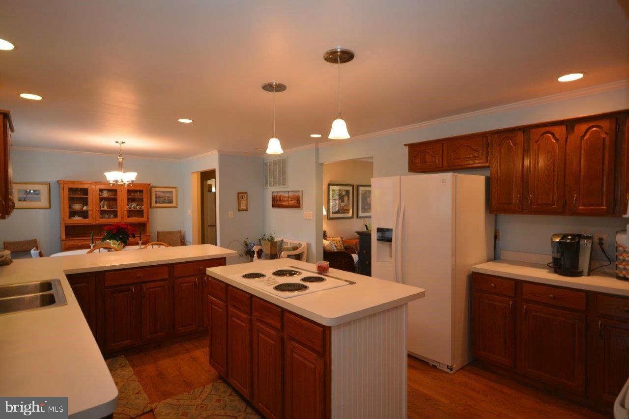7055 Pine Ridge Road Easton, MD 21601 - Photo 10 of 27 Kitchen