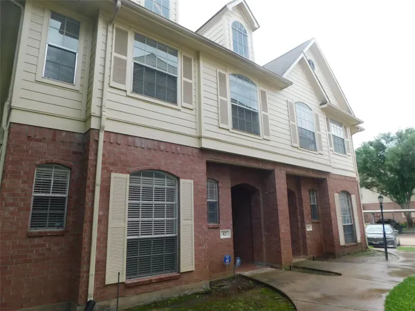$1,750 | 2710 Grants Lake Boulevard, Unit K1, Sugar Land, TX 77479