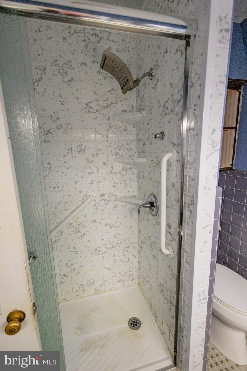321 Villanova Road Glassboro, NJ 08028 - Photo 24 of 29 a bathroom with a shower