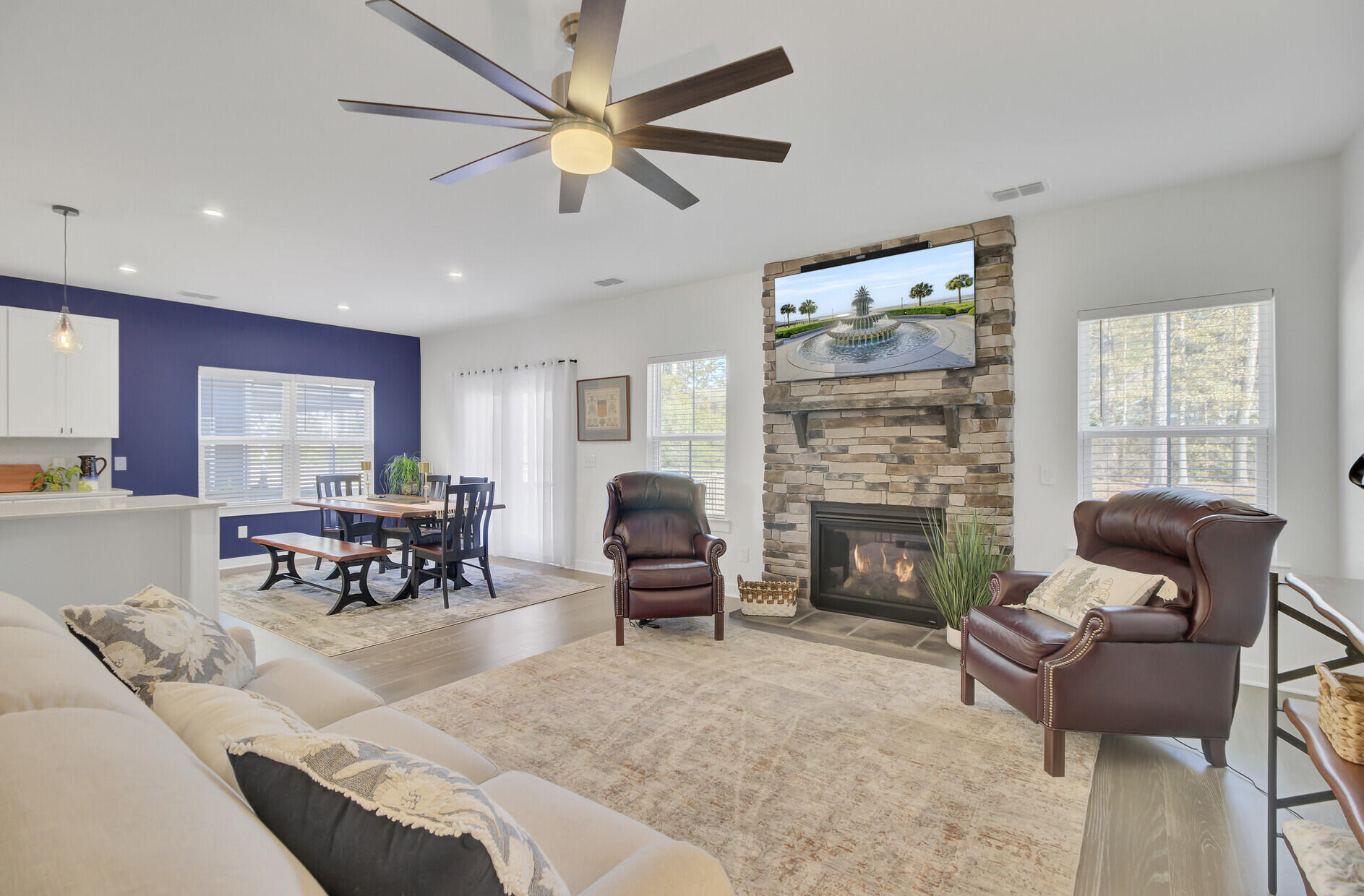112 Whitetail Road Summerville, SC 29483 - Photo 15 of 48 Family Room