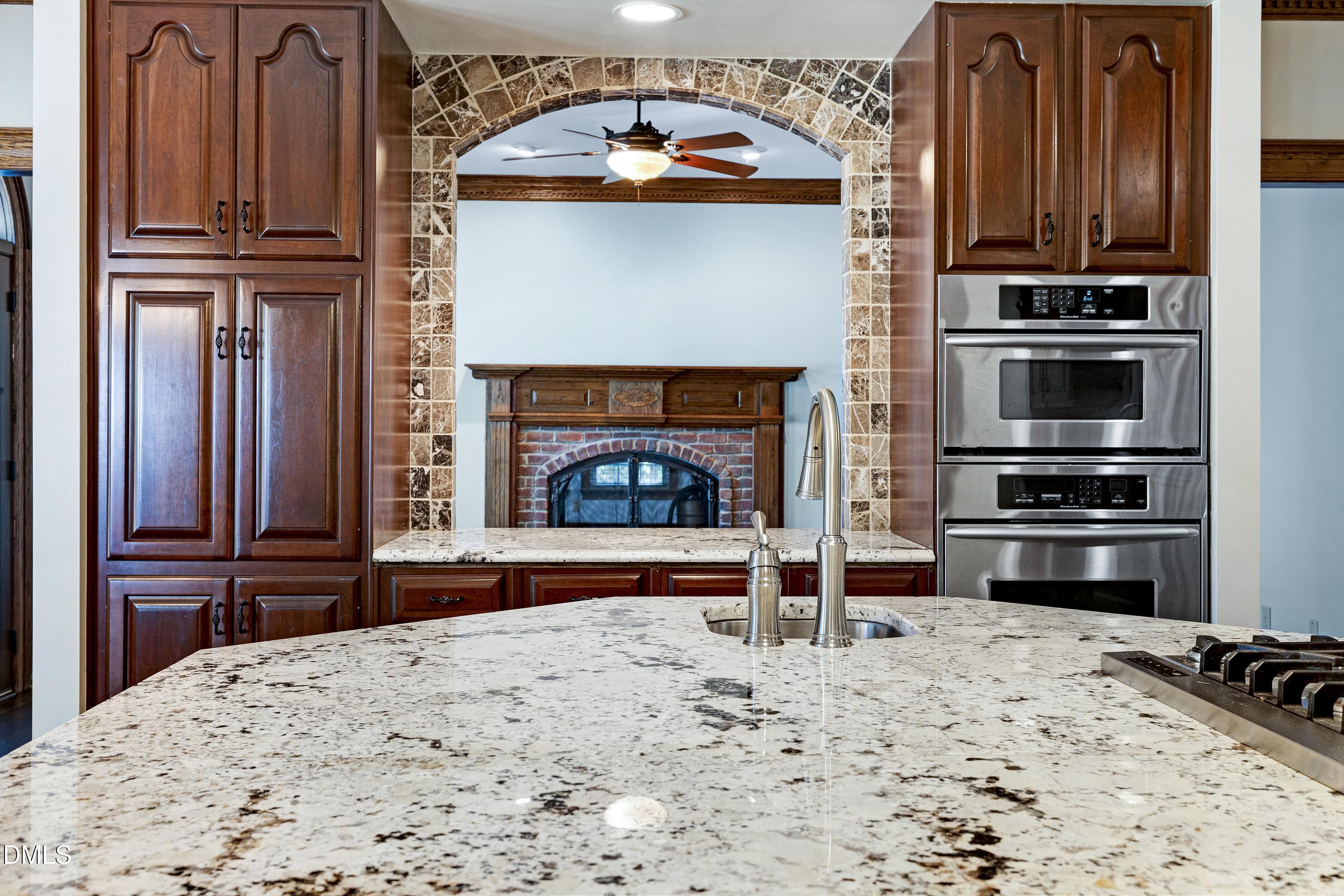 6825 Mactavish Way Raleigh, NC 27613 - Photo 30 of 100 Scene-28