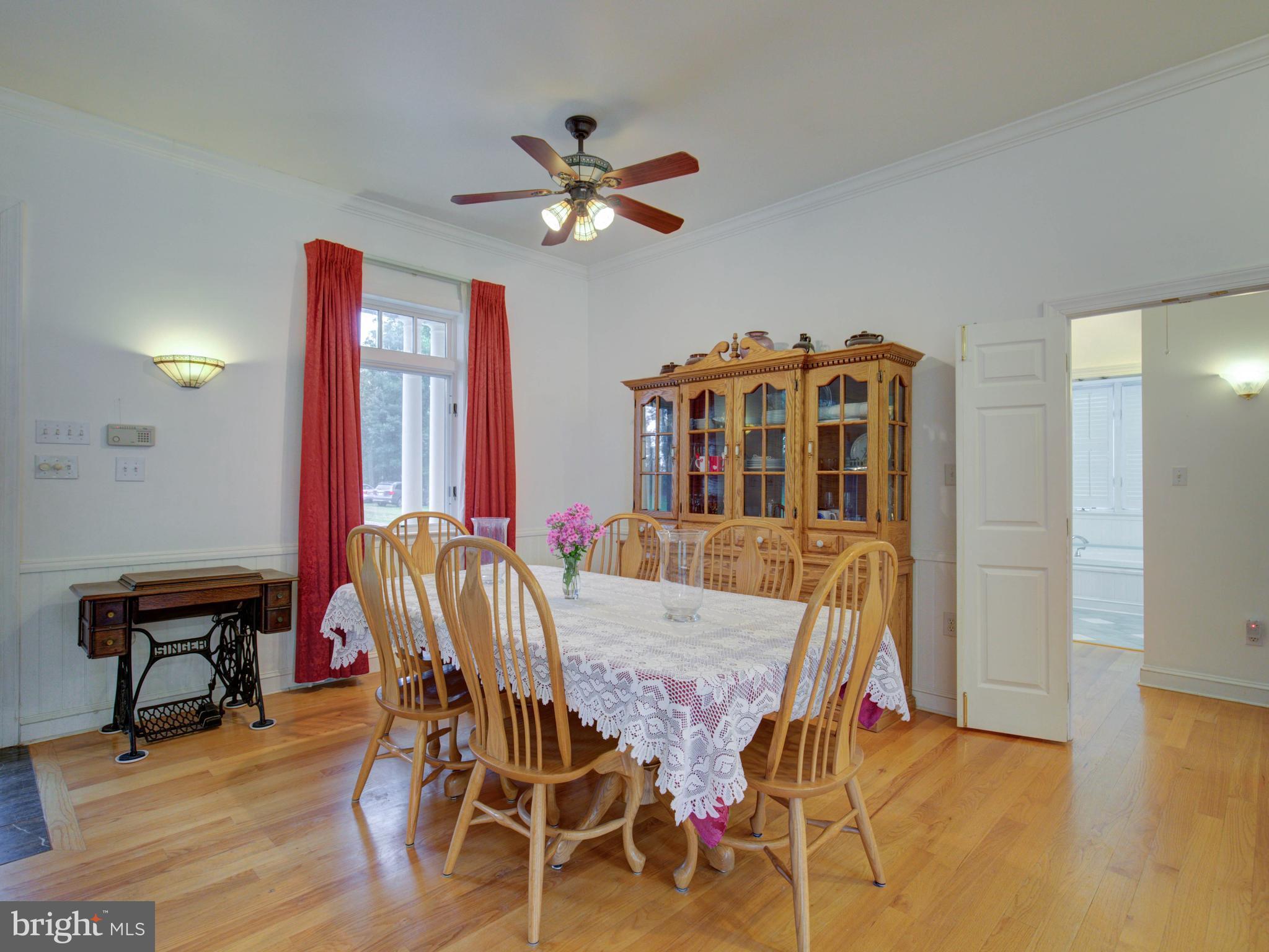 1862 Allen Road Berryville, VA 22611 - Photo 7 of 29 Dining Room