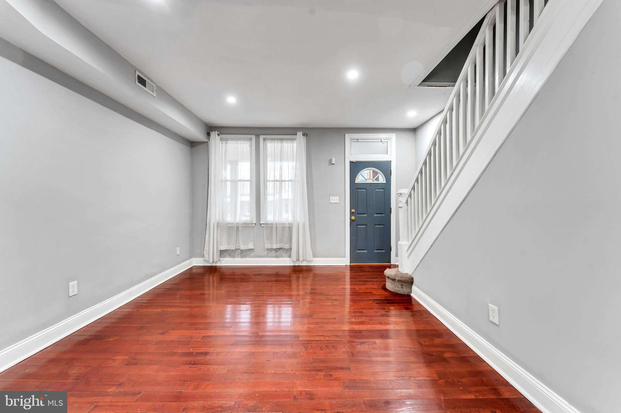 2817 Pelham Avenue Baltimore, MD 21213 - Photo 3 of 21