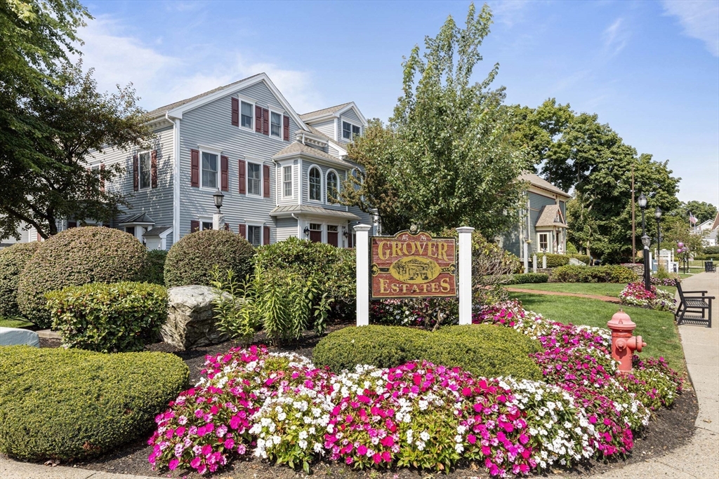 756 Washington Street, Unit A Canton, MA 02021 - Photo 16 of 20 a front view of a house
