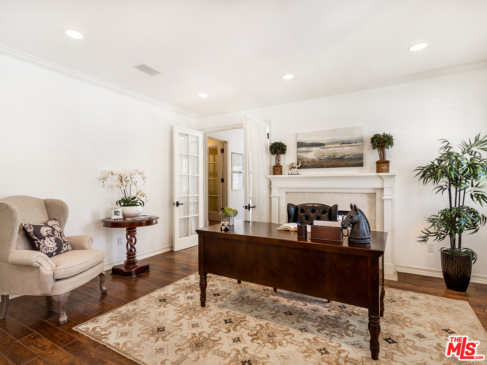 5474 Round Meadow Road Hidden Hills, CA 91302 - Photo 15 of 30 Gallery Image 15