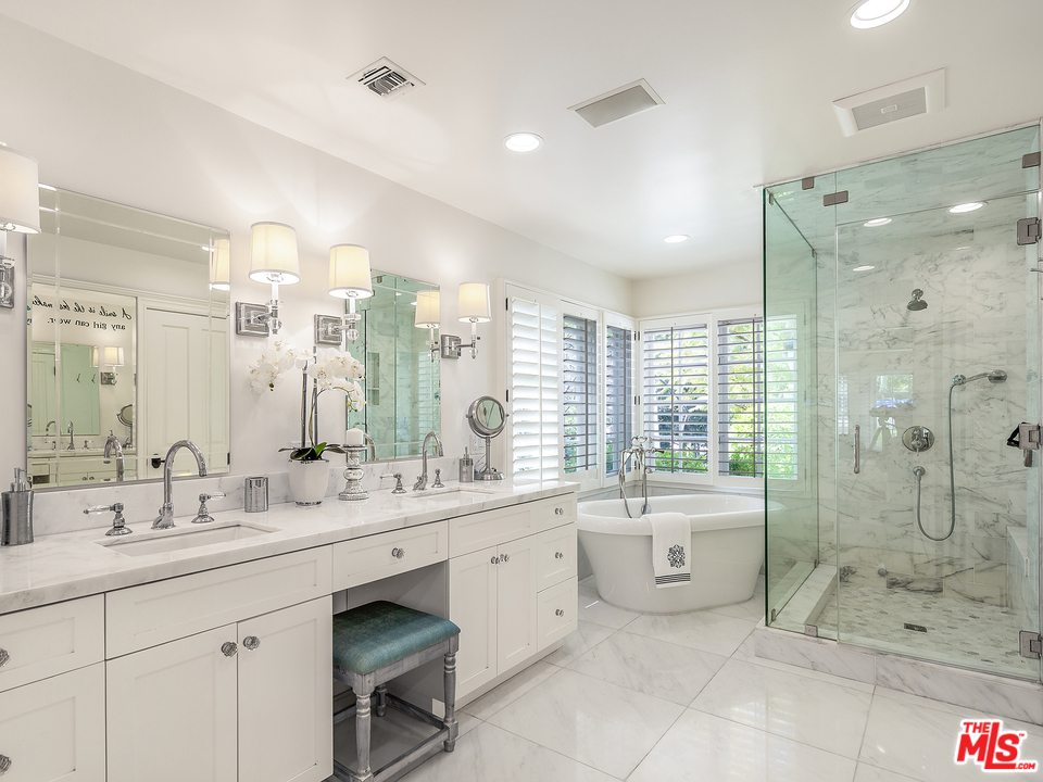 5474 Round Meadow Road Hidden Hills, CA 91302 - Photo 22 of 30 Gallery Image 22