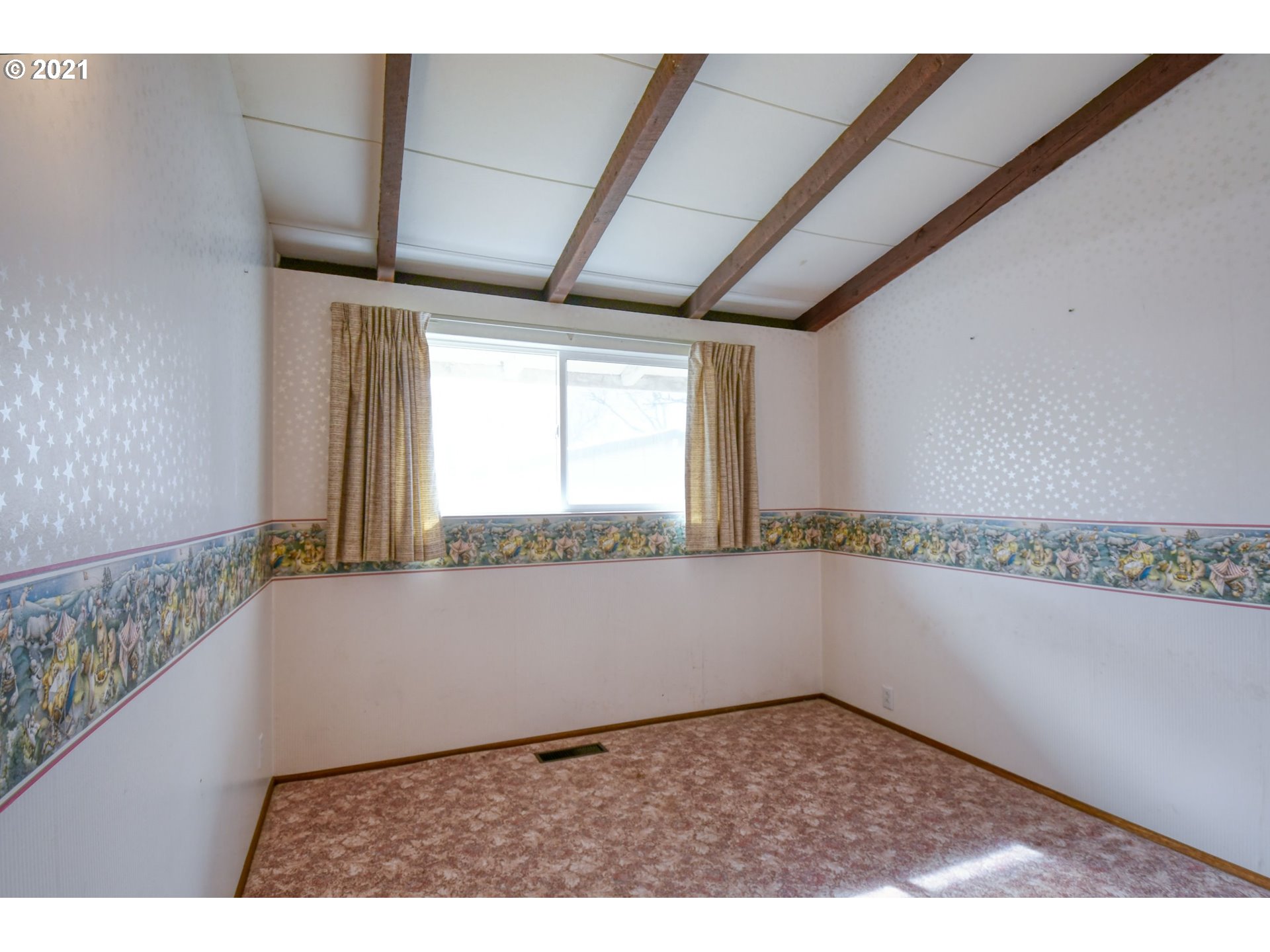 3104 Southwest Marshall Avenue Pendleton, OR 97801 - Photo 14 of 32 Gallery Image 14