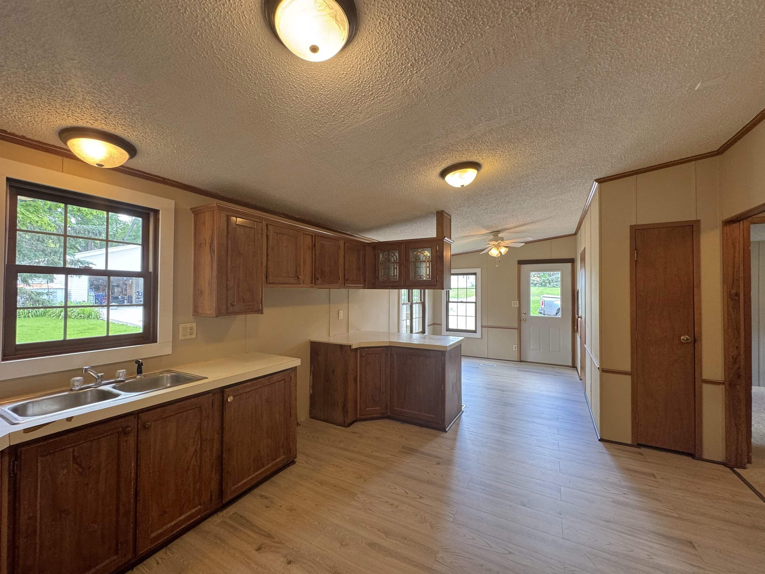 2018 Edgeview Drive Monroe, WI 53566 - Photo 17 of 30