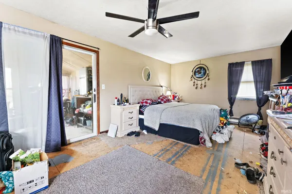 $325,000 | 1330 Orchid Street Southeast, De Motte, IN 46310