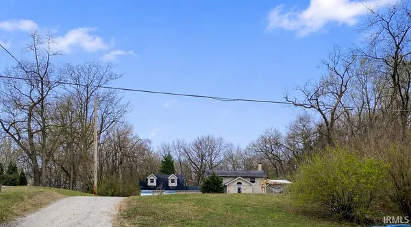 $325,000 | 1330 Orchid Street Southeast, De Motte, IN 46310