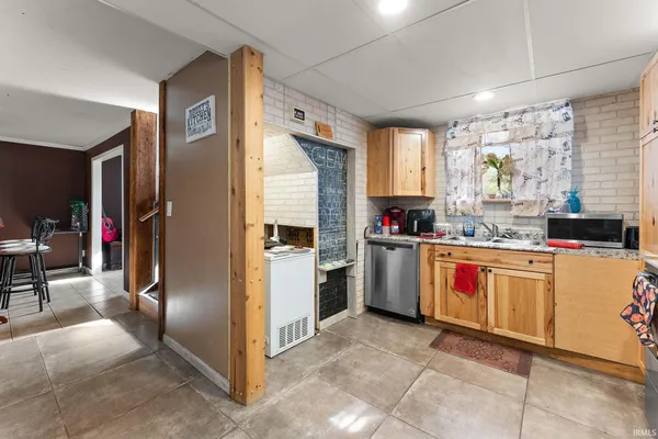 $325,000 | 1330 Orchid Street Southeast, De Motte, IN 46310