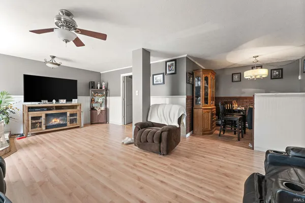 $325,000 | 1330 Orchid Street Southeast, De Motte, IN 46310