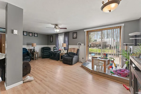 $325,000 | 1330 Orchid Street Southeast, De Motte, IN 46310