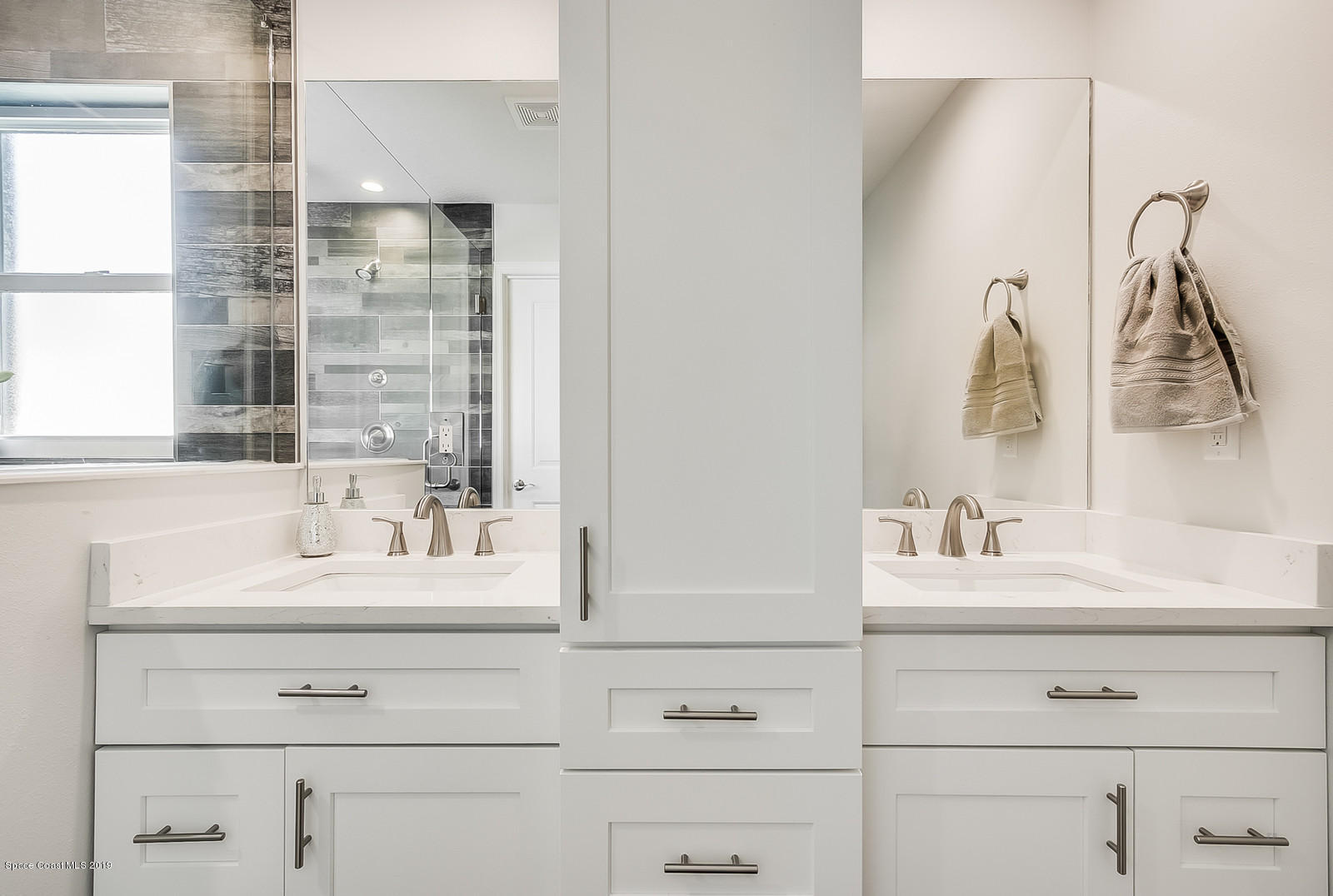 1485 Reed Street Northwest Palm Bay, FL 32907 - Photo 24 of 26 Master Bath Sinks