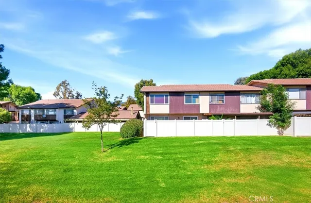 $325,000 | 2174 Aspenwood Court, San Bernardino, CA 92404