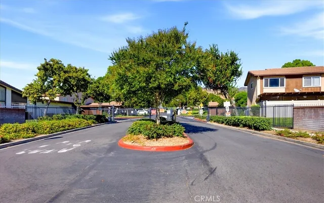 $325,000 | 2174 Aspenwood Court, San Bernardino, CA 92404