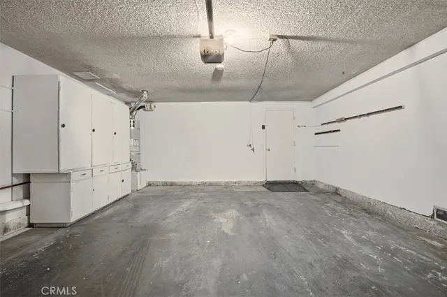 $325,000 | 2174 Aspenwood Court, San Bernardino, CA 92404