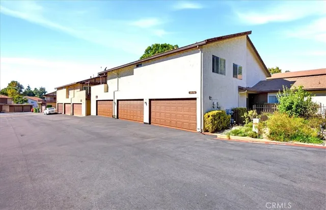 $325,000 | 2174 Aspenwood Court, San Bernardino, CA 92404