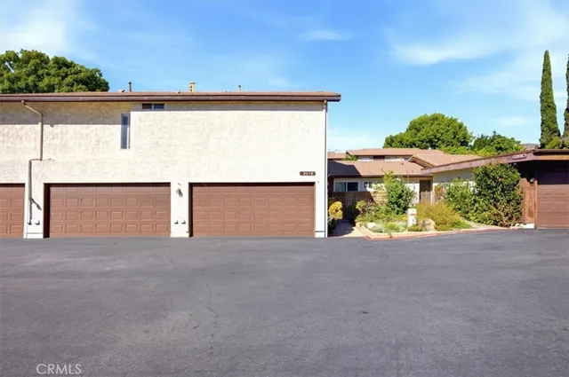 $325,000 | 2174 Aspenwood Court, San Bernardino, CA 92404