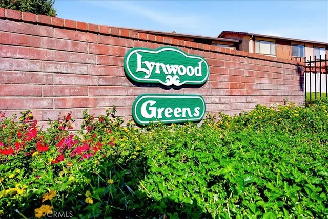 $325,000 | 2174 Aspenwood Court, San Bernardino, CA 92404