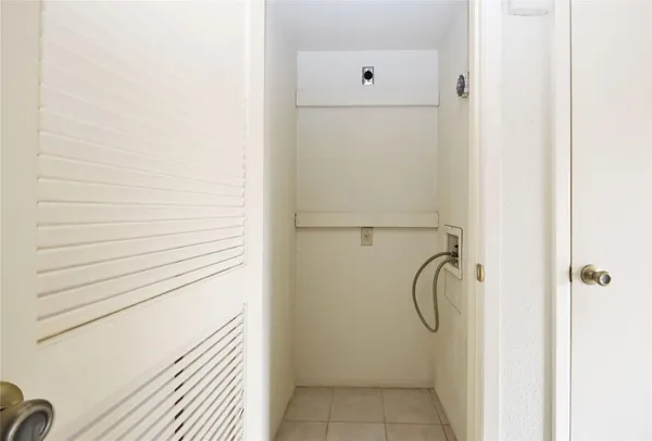$1,100 | 6202 Skyline Drive, Unit 32, Houston, TX 77057