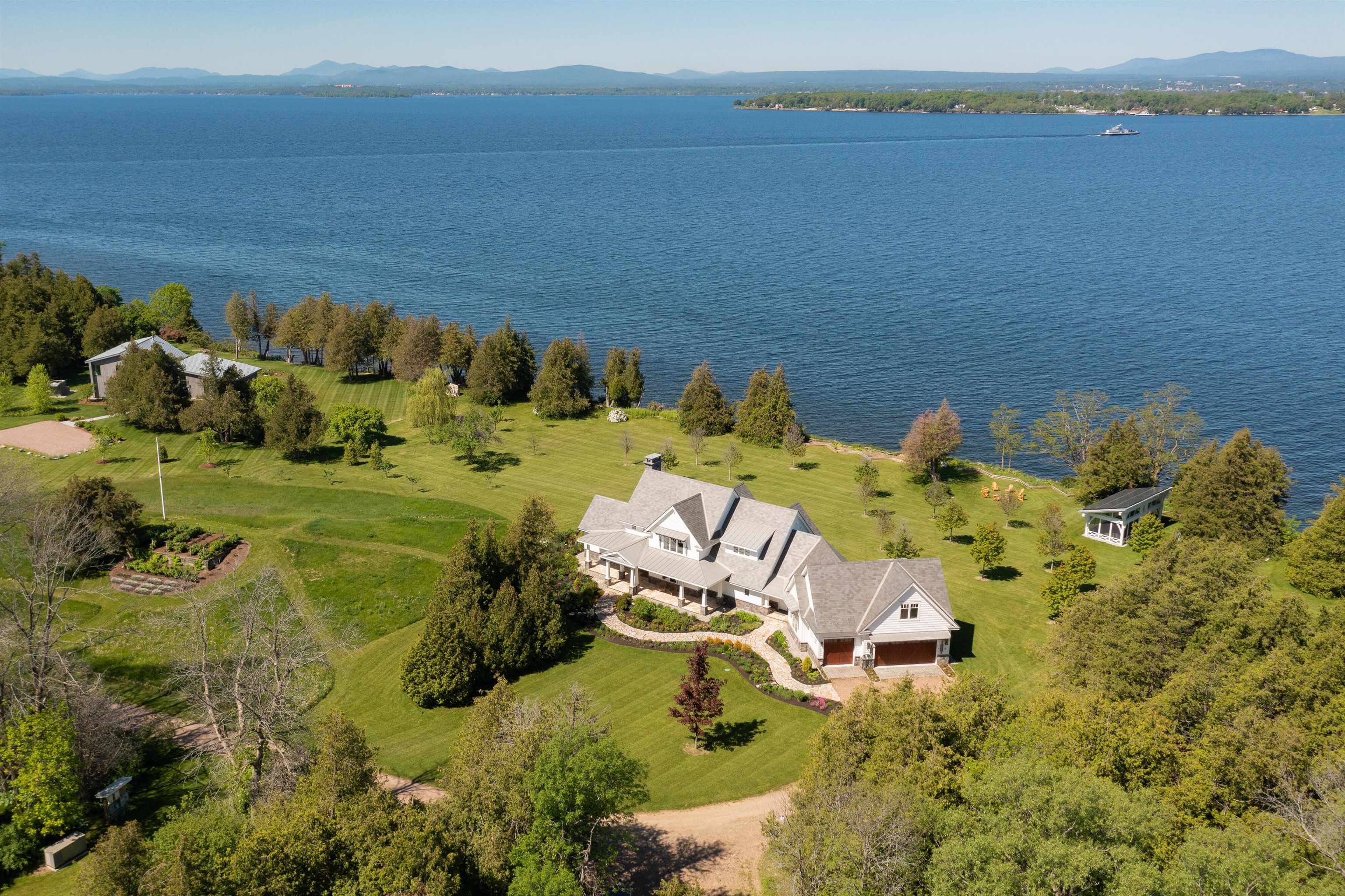 109 West Shore Road Grand Isle, VT 05458 - Photo 30 of 32