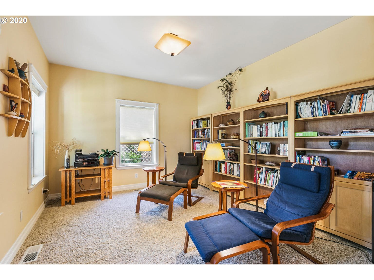 3331 Northeast Stonebrook Loop Bend, OR 97701 - Photo 6 of 32 Gallery Image 6